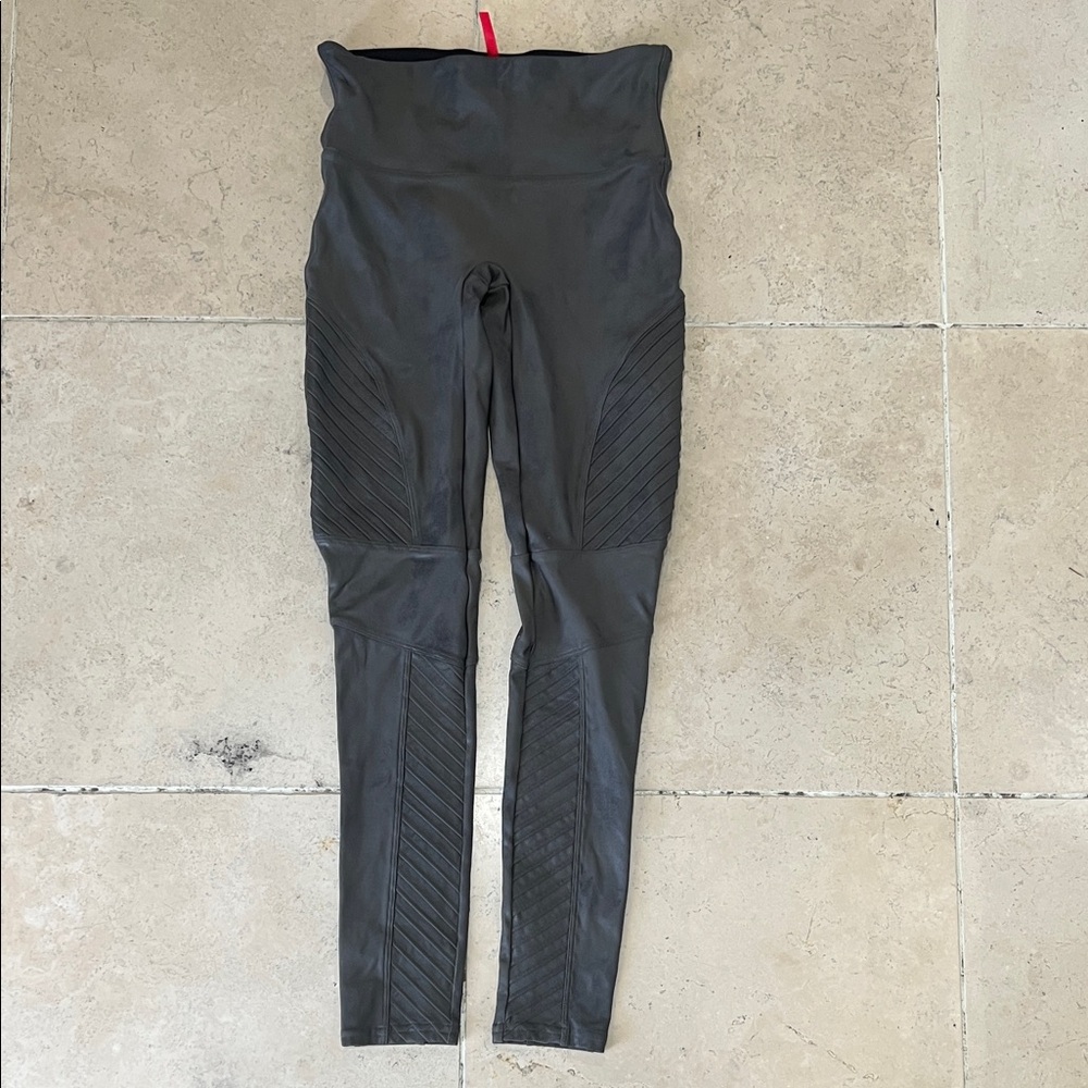 SPANX Shiny Gray Leggings